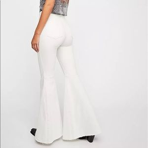 NWT free people float on flare jeans